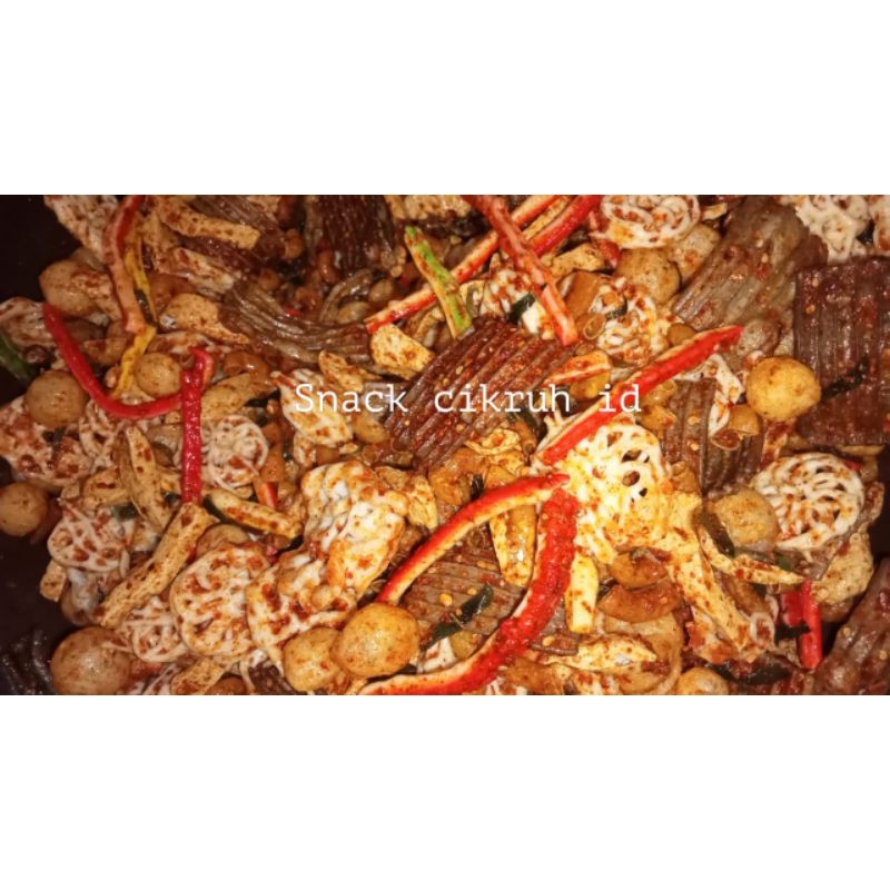 

seblak kerupuk campur mix extra pedas daun jeruk 500gram kerupuk beton kerupuk rafael kerupuk jengkol basreng cimor kering makaroni kriuk gurih