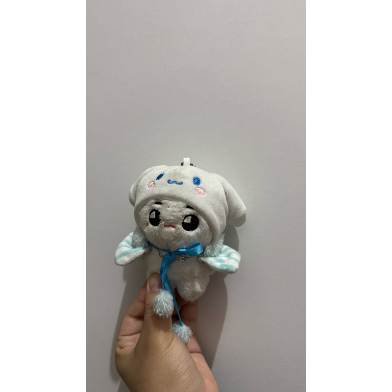 TAEYONG NCT DOLL TYONGYA SANRIO CAPE ORIGINAL CINAMONROLL