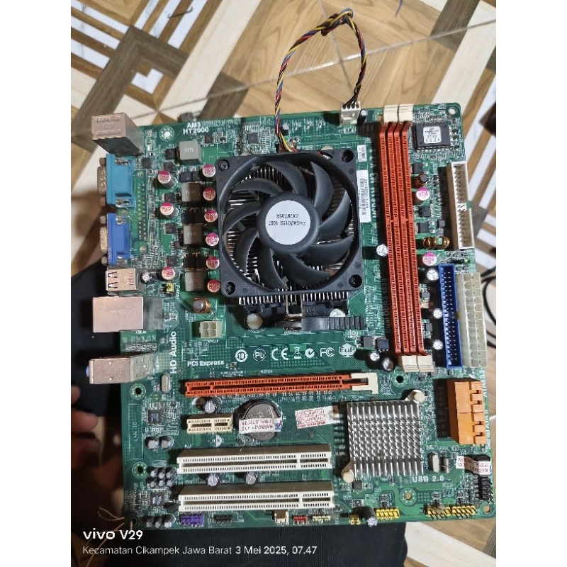 Motherboard ECS AM3+AMD Athlon II free fan