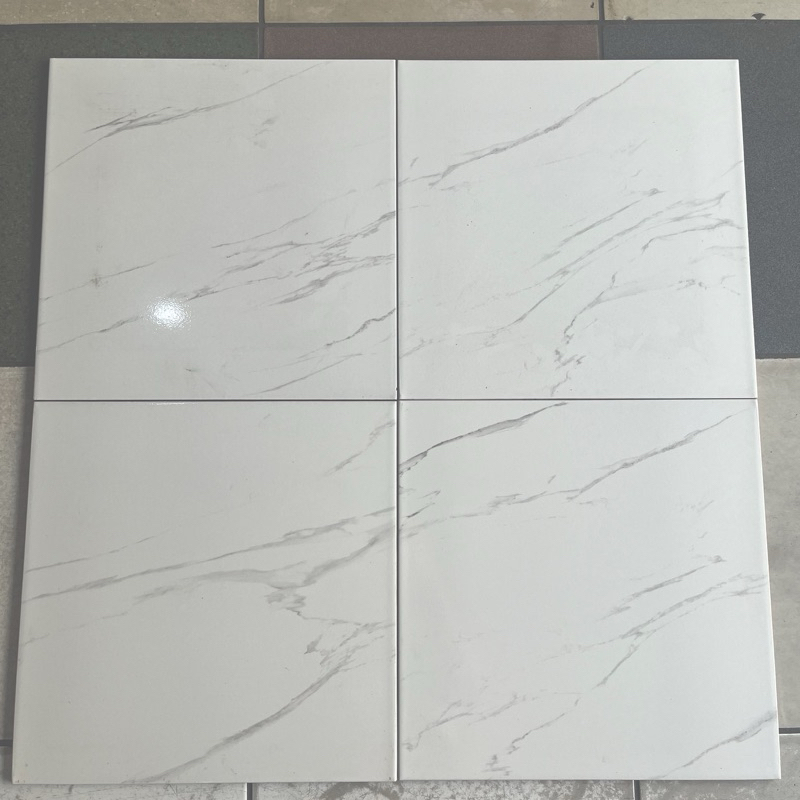 keramik lantai glossy / kilap motif marmer 40x40