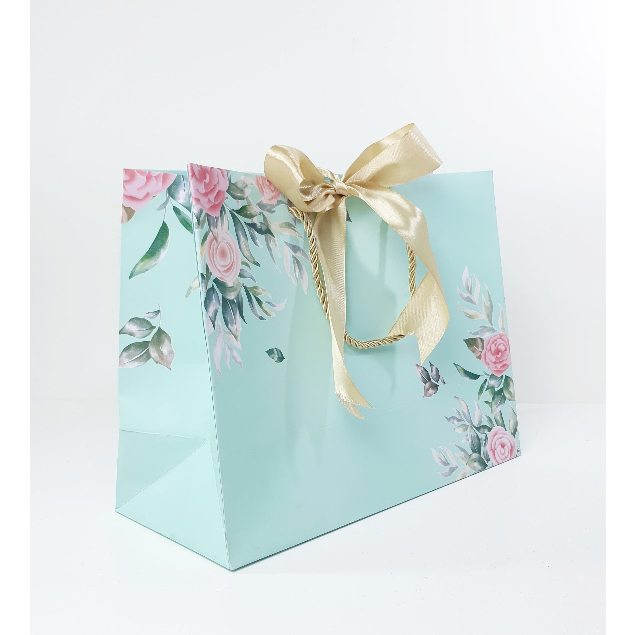 

Paperbag Motif Bunga ( Warna Tosca ) Uk. 32,5 x 25 x 14 cm