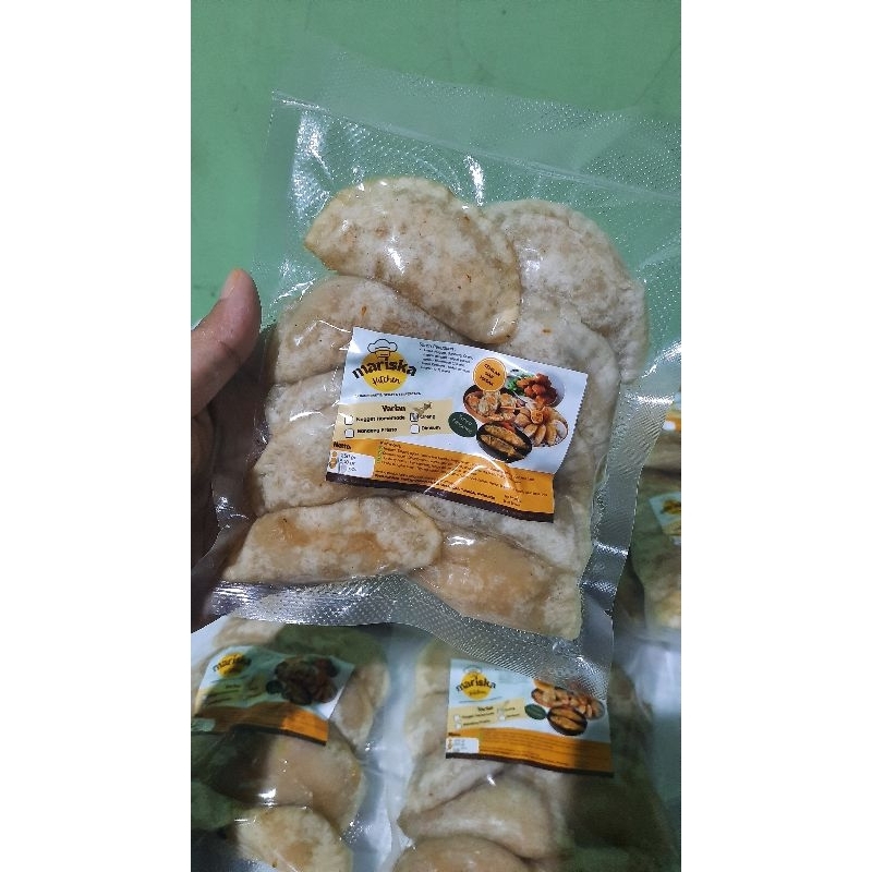 

Cireng Isi Ayam Full Daging Gurih Pedas Wangi Daun Jeruk isi 10 Pcs Dikemas Vacum