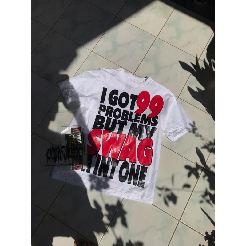 kaos brand lokal