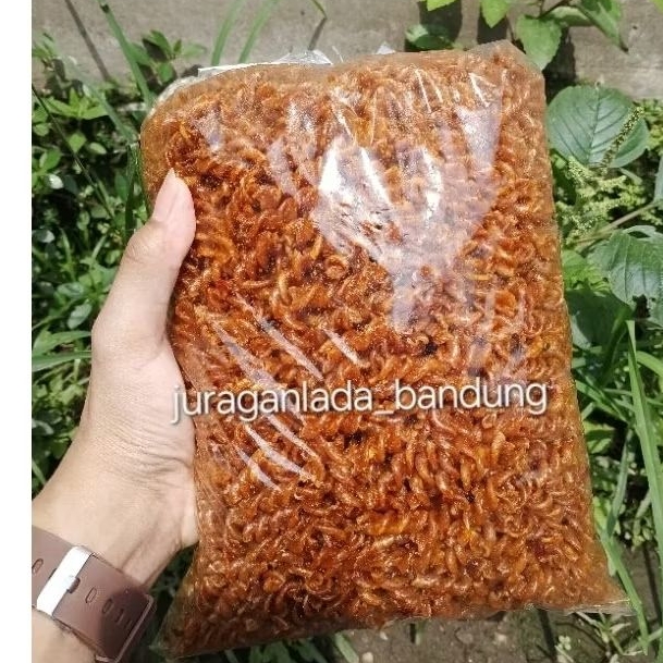

Cemilan Seblak Kerupuk Spiral 1KG Bumbu Cikruh Pedas Daun Jeruk