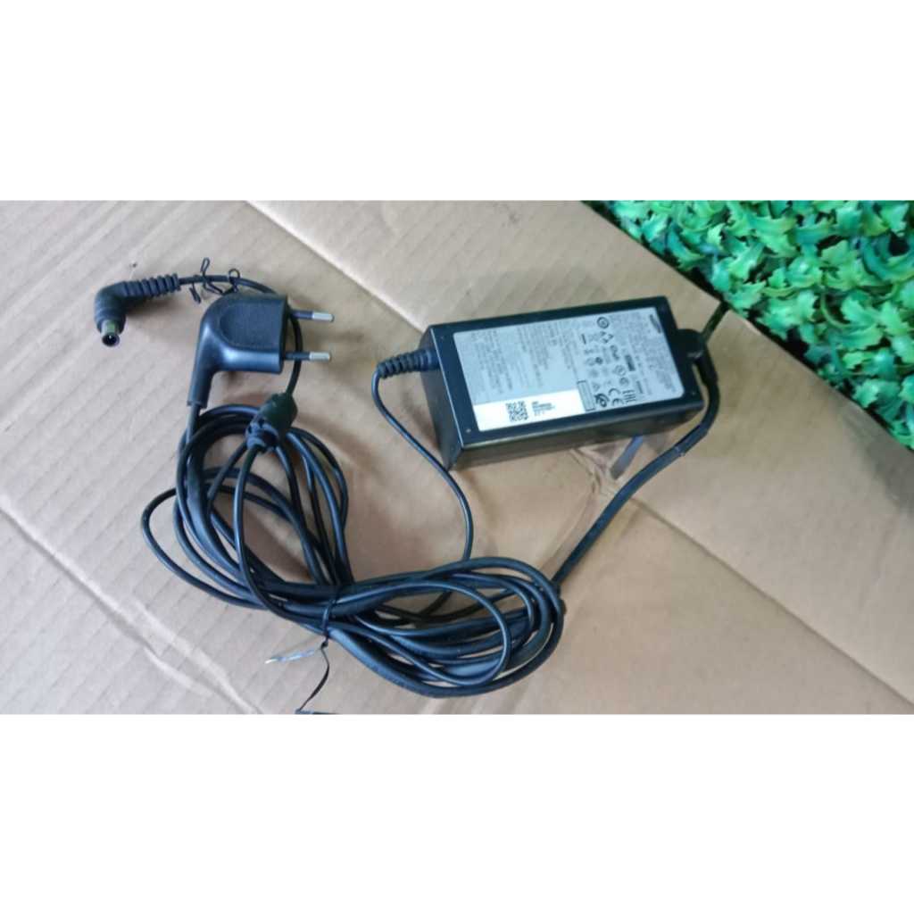 ORI asli bekas normal Adaptor TV LED Samsung 19V 2.53A 2.53A 19v 2.53 ampere