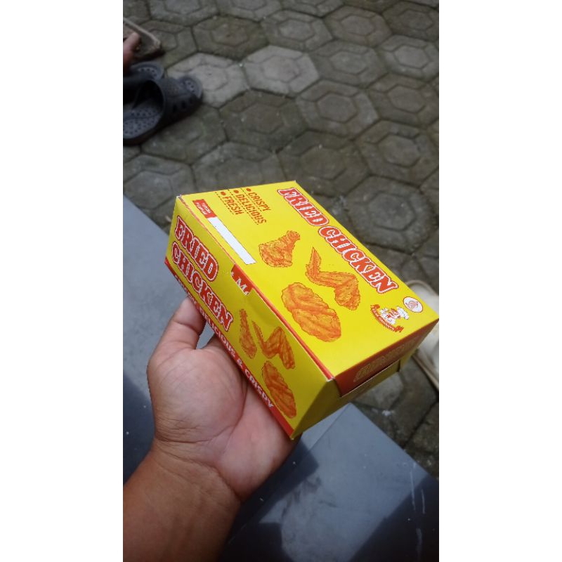 BOX KFC FRIED CHICKEN / KARDUS KFC / BUNGKUS FRIED CHICKEN