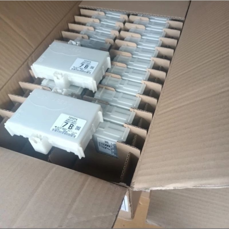 BCM Computer komputer body innova reborn
89221-0KA71 Original