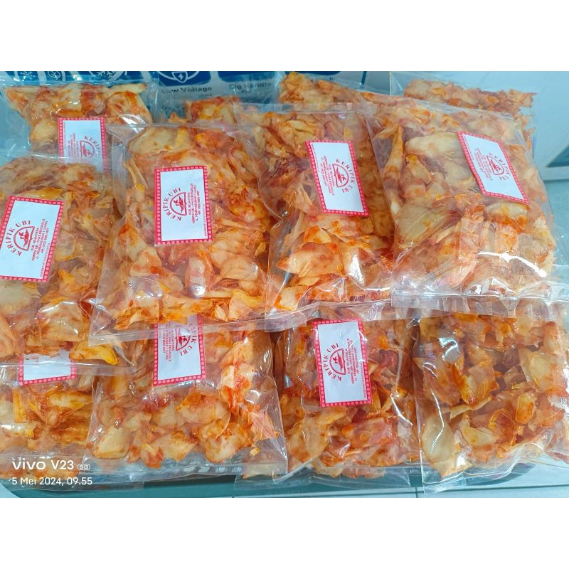 

KERUPUK KERIPIK PEDAS ATI PEMBANGUNAN BENGKALIS 200GR