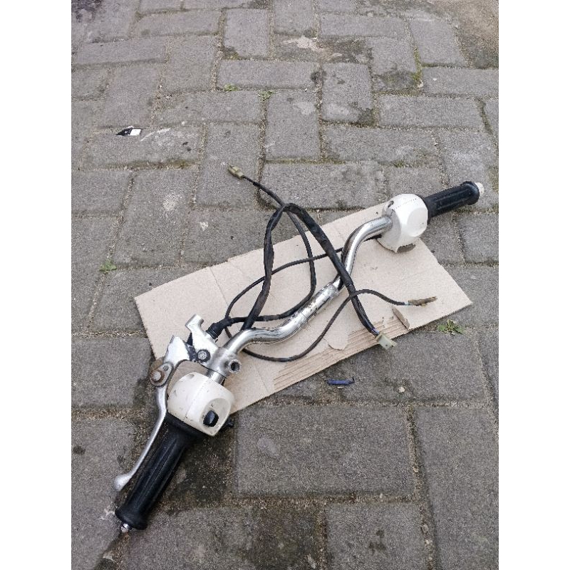 Stang 1Seat Saklar Yamaha Fino Fi 125/115 Original Copotan