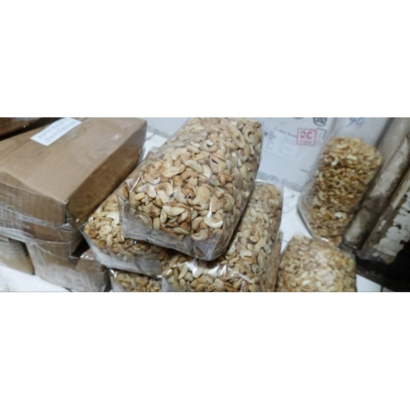 

kacang mede patahan mentah 1 kg