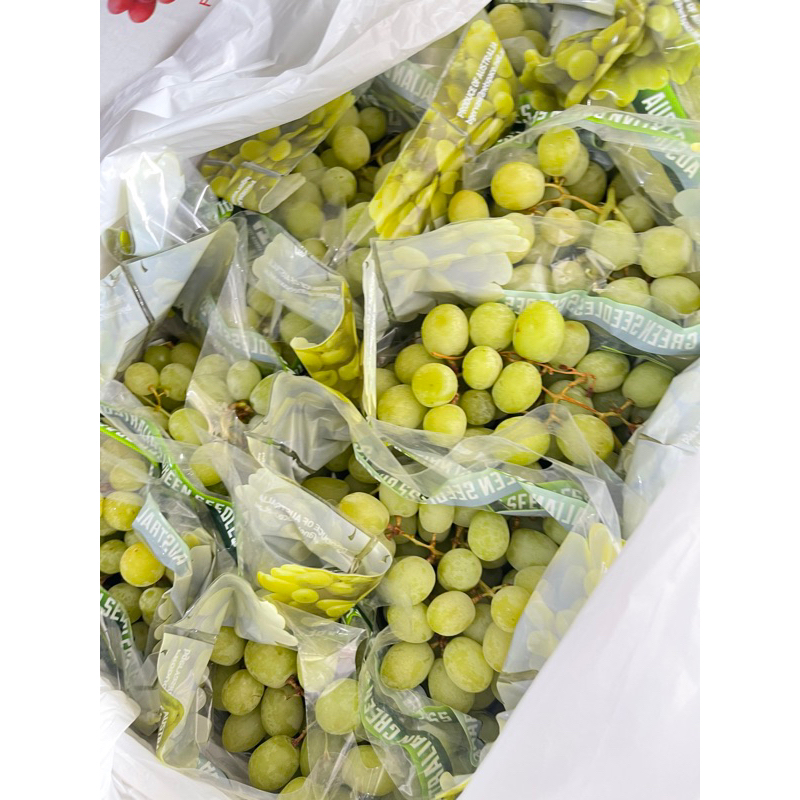 

anggur hijau manis non biji 500gr / 1 kg