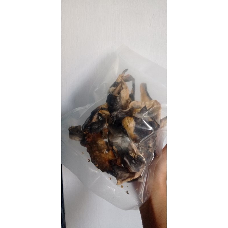 

Kerupuk Kulit Ikan Patin Mentah Siap Goreng - Camilan Gurih & Tinggi Protein | Kerupuk Ikan Asli Tanpa Tepung