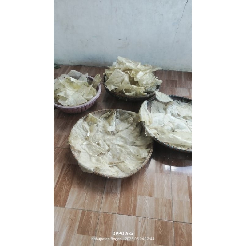 

enye enye kering opak kripik mentah