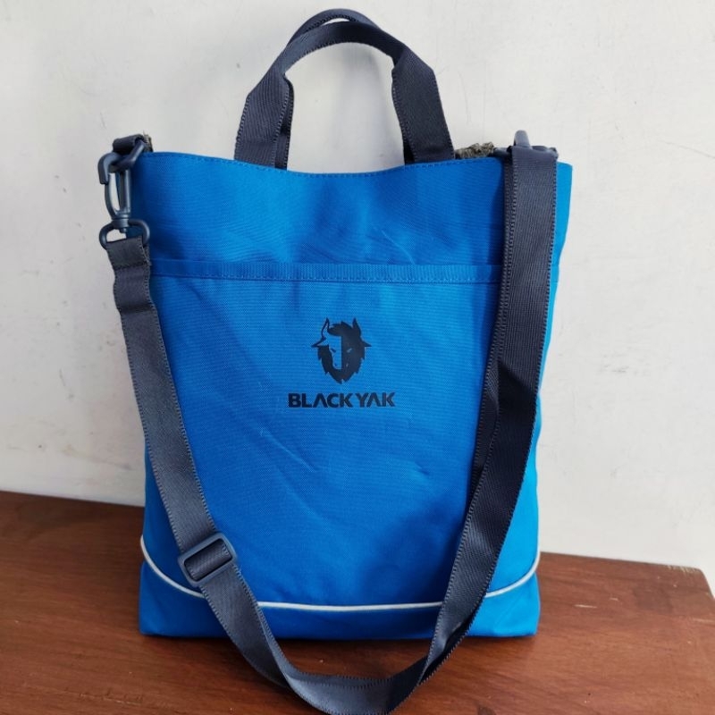 Black Yak Tote Bag / tas selempang Blackyak