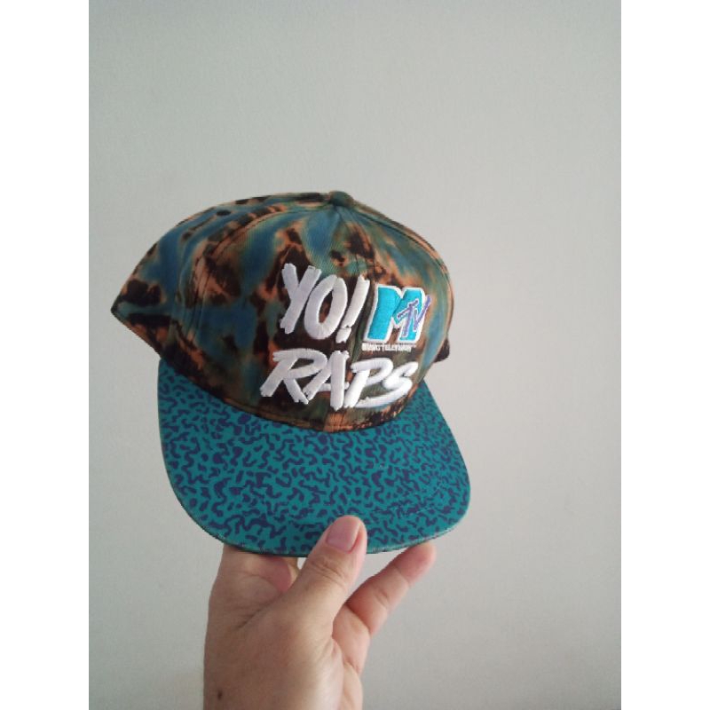 Topi MTV Originals Collabs H&M snapback