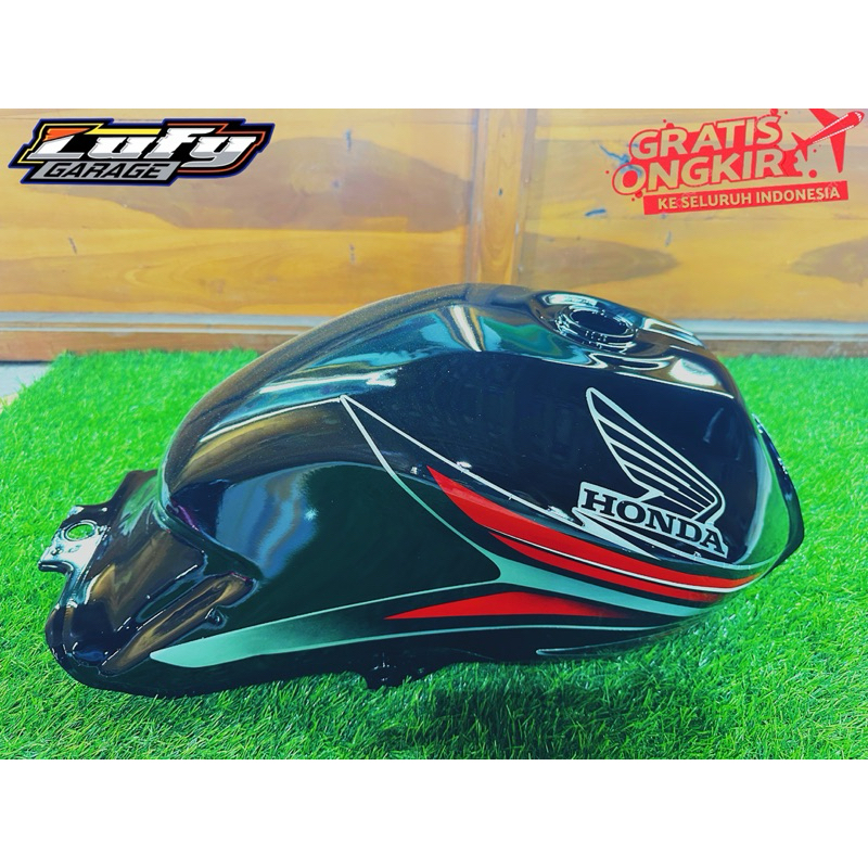 tabung tangki  bbm verza original copotan motor (hitam) -  Tidak ada bocor, penyok besar, atau retak