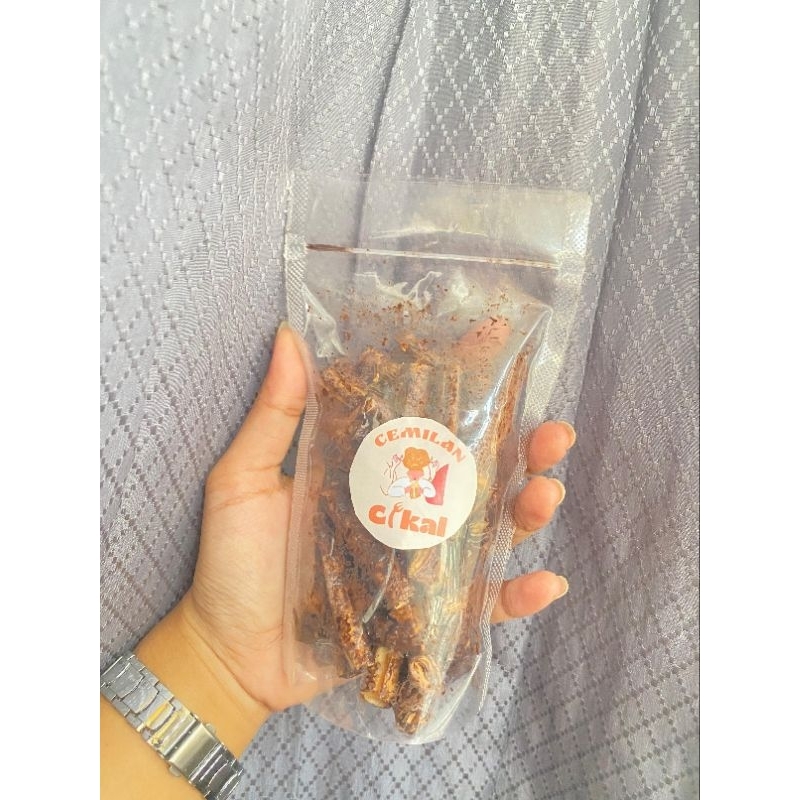 

Pangsit goreng rasa coklat