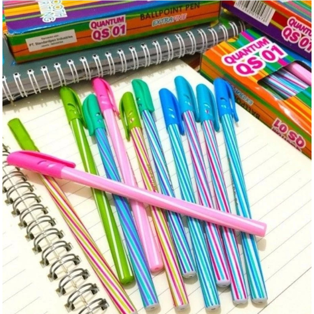

QUANTUM BALLPOINT QS-01 HITAM (1 PCK ISI 12)