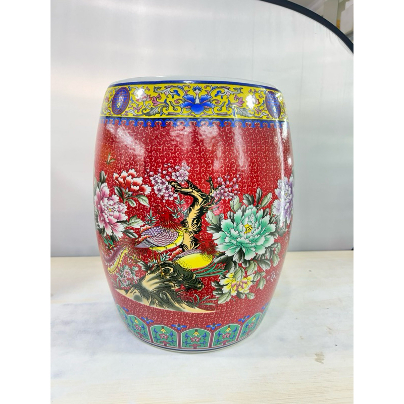 tempat beras merah keramik