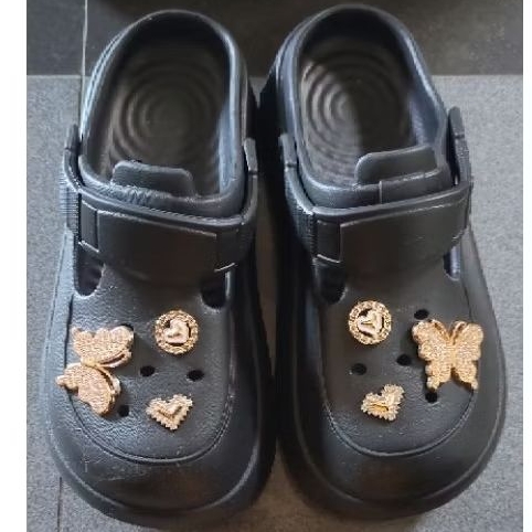 PRELOVED SANDAL JIBBITZ HITAM