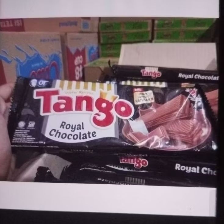 

TANGO LONG WAFER HAJATAN 110 GRAM ( 1 DUS ISI 24 PC)