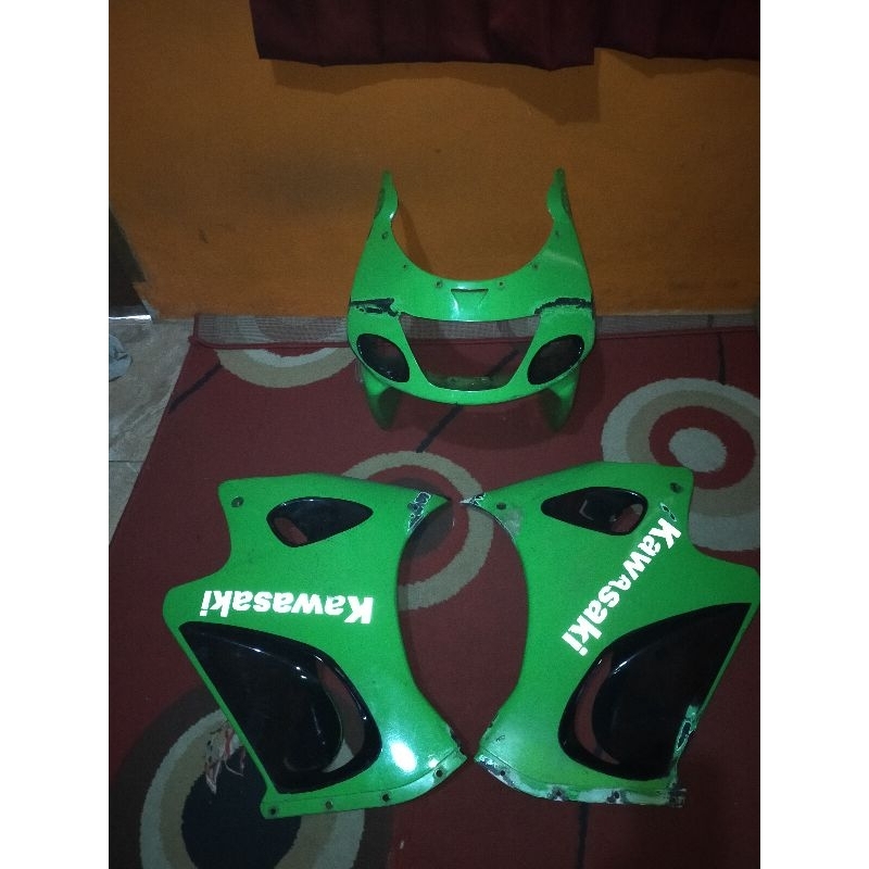 Fairing atas bawah  fairing samping cover lampu depan Kawasaki Ninja Rr old old zx original( bahan c