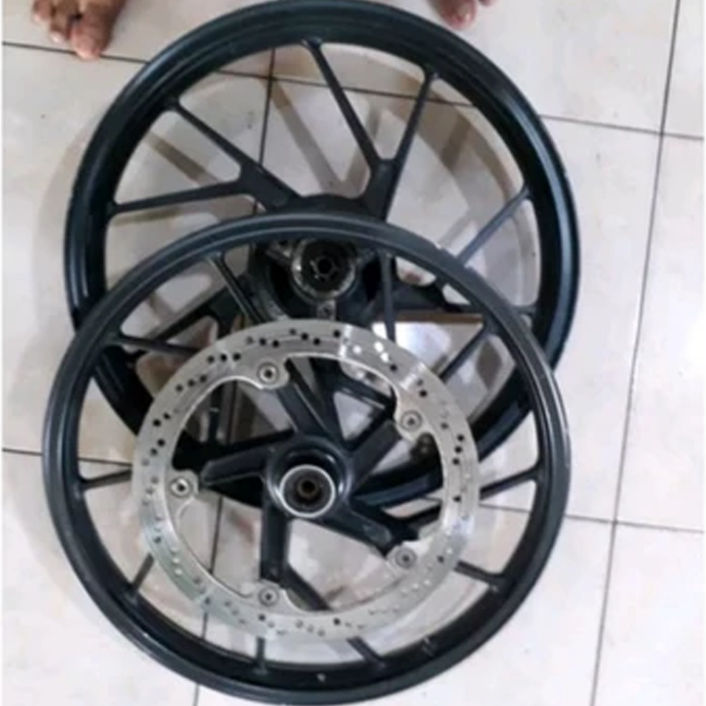 Velg Roda Resing Racing Satria Fu 150 Karbu ORIGINAL Depan Belakang Lepasan Motor / Velg Satria Fu
