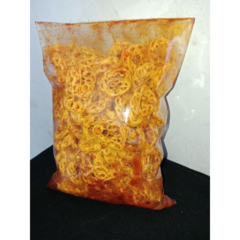 

Kerupuk bantat rafael/kerupuk mawar bantat pedas /kerupuk rafael pedas gurih