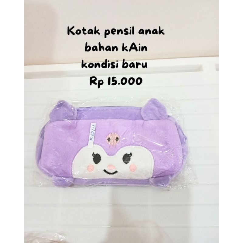

pouch alat tulis/tempat pensil