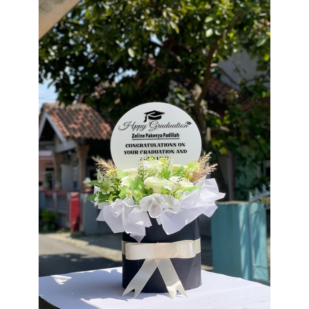 BLOOM / bloom / box bloom / BONEKA BUKET / boneka wisuda / box bulat / bloom box Flower Buket Bunga 