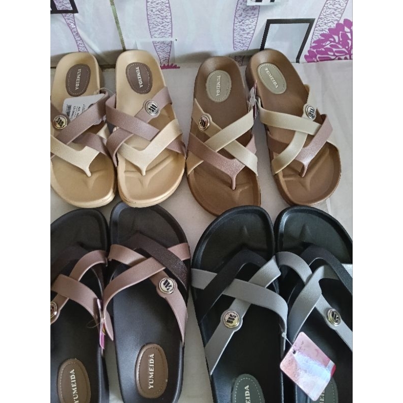 Sandal Yumeida Selop Wanita.