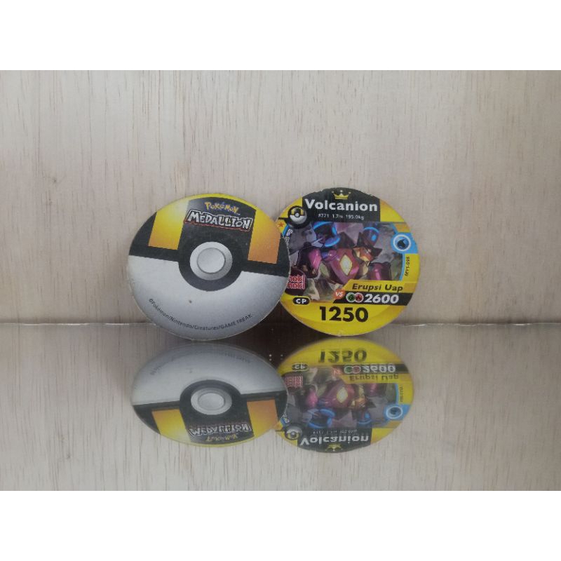 Medallion Pokemon Volcanion ( Baca Deskripsi)