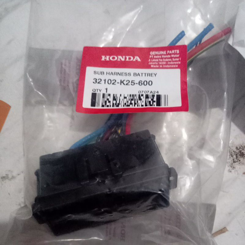 RUMAH BOX SIKRING BEAT FI 32102-K25-600