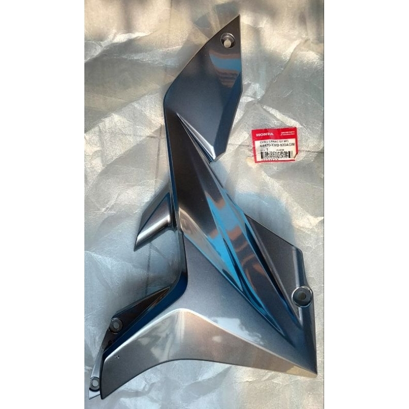 64470-KWB-920AGM Cover Sayab Bawah Kiri Honda Blade Grey abu abu ORI AHM