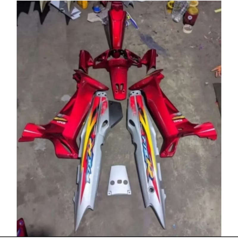 cover bodi yamaha fizr F1zr merah silver fullset halus fiz r f1zr limited edition merah silver