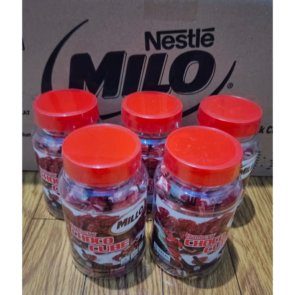 

Millo Cube Lokal Cranberry 5 Toples (Per Toples Isi 50 Cube)