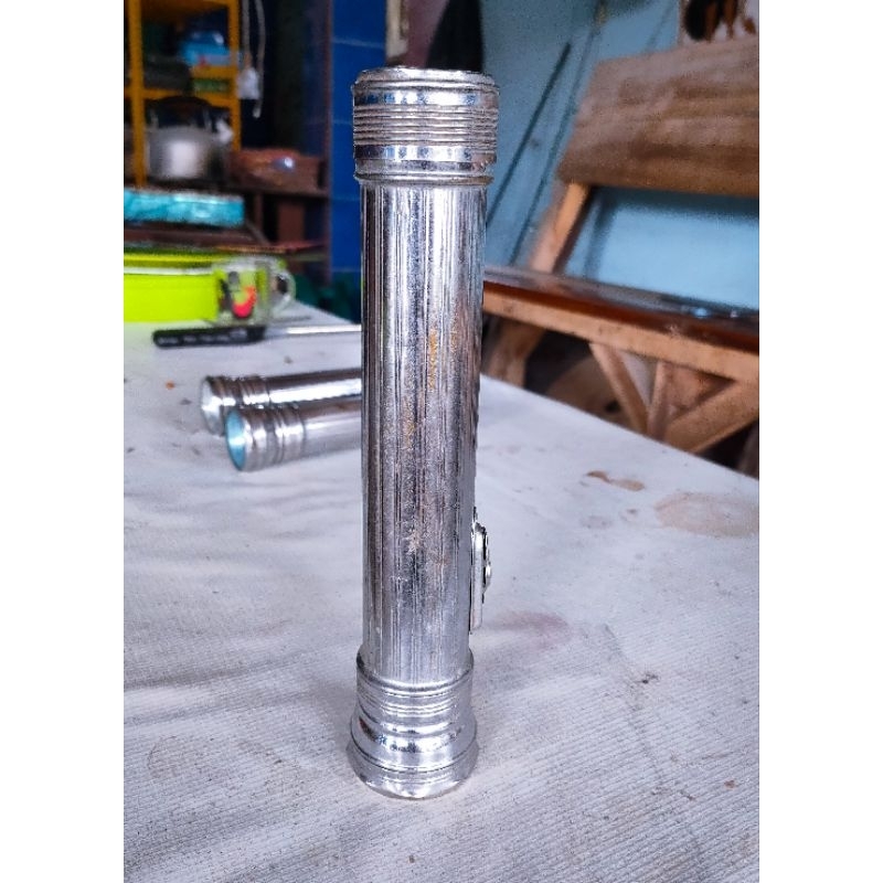 senter bekas bahan dari kuningan