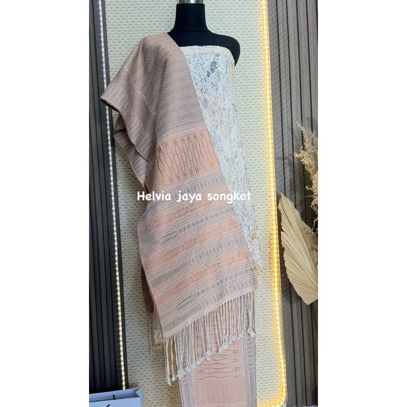 Tumtuman semi bemberg