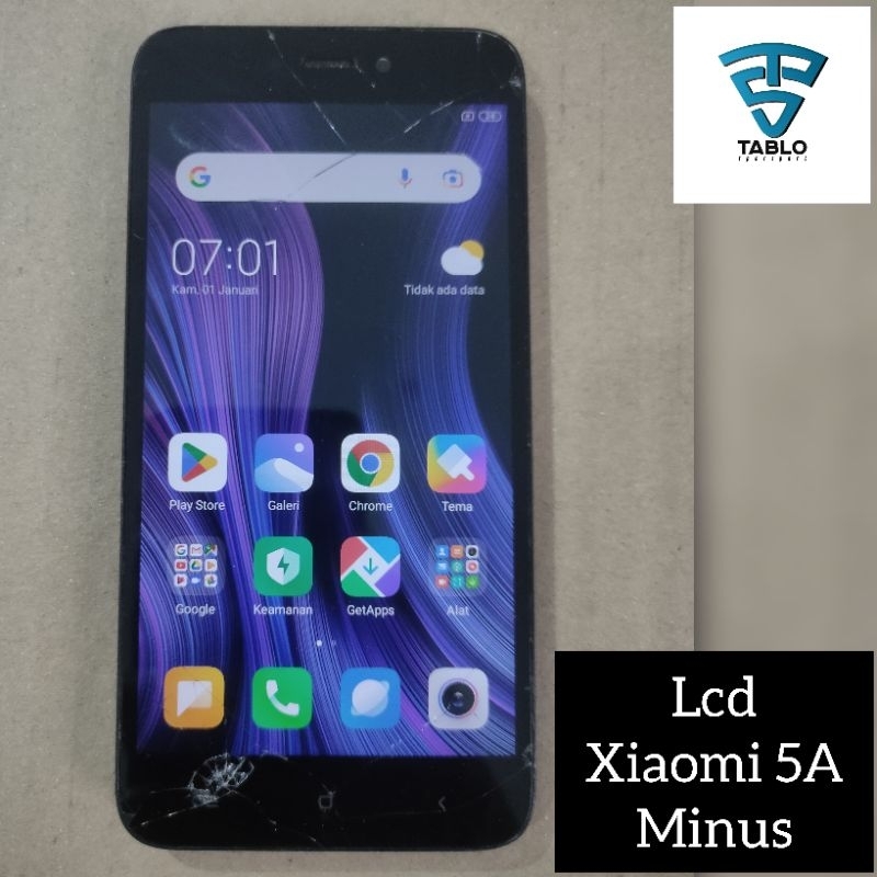 LCD Xiaomi redmi 5A retak normal