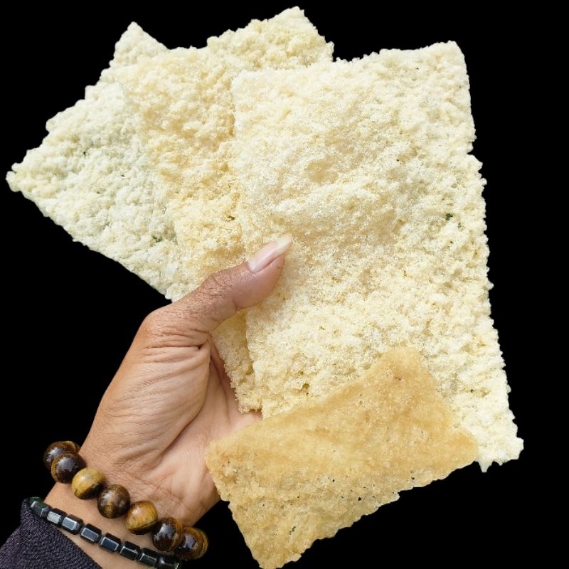 

Kerupuk Gendar Khas Madiun, gurih, renyah, 1KG