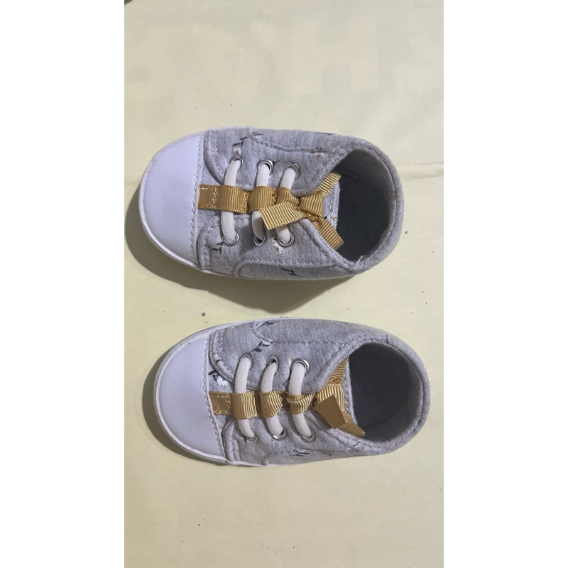 Sepatu Bayi Mothercare