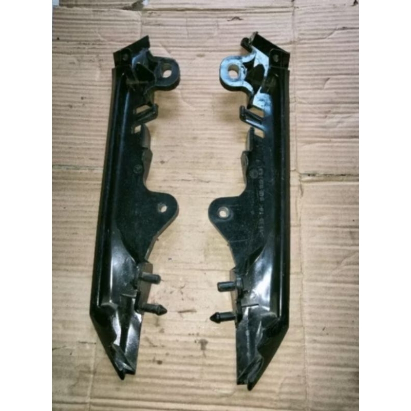 BEHEL BAGASI BELAKANG MOTOR YAMAHA VIXION NEW ORIGINAL COPOTAN