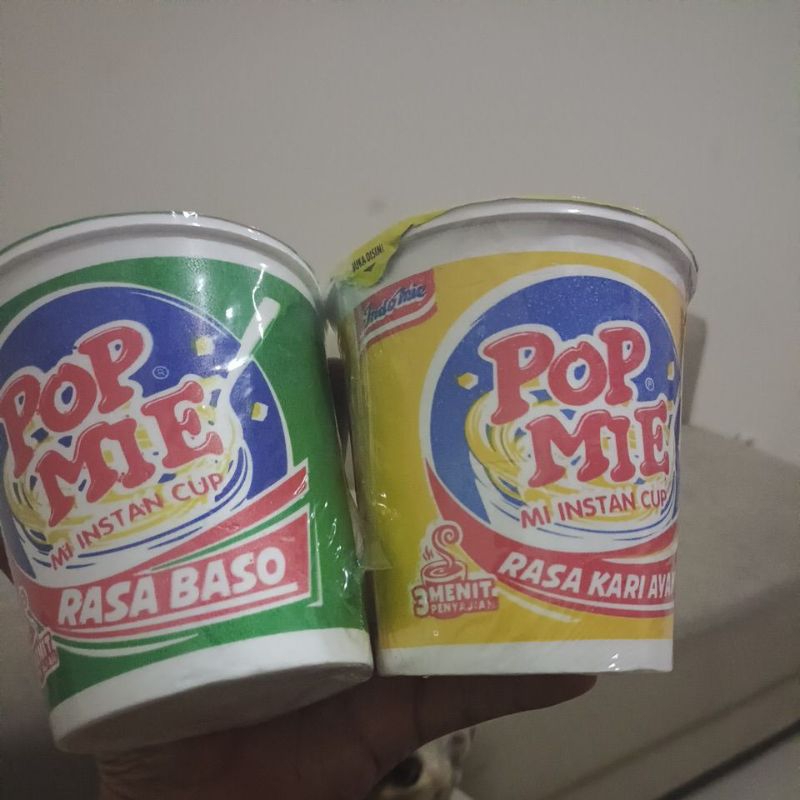 

pop mie rasa bakso dan kari ayam