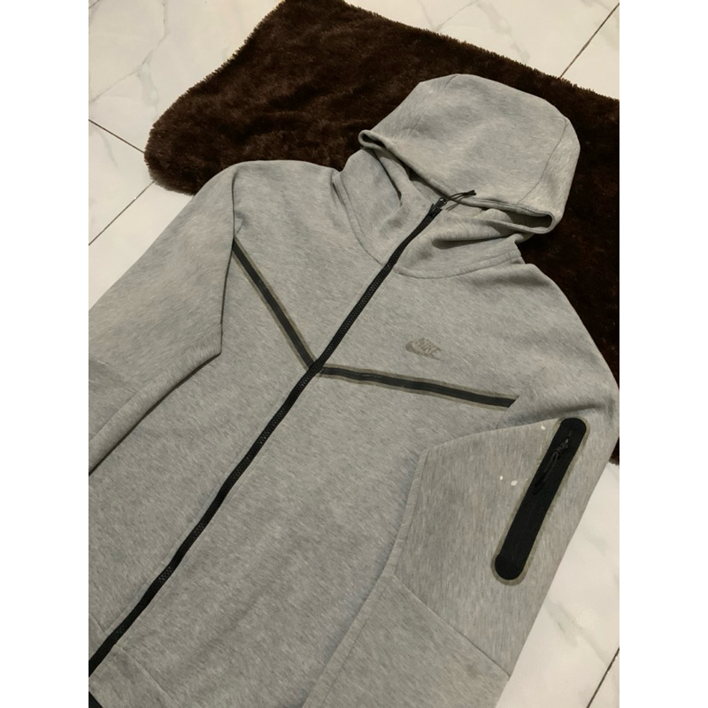 nike tech fleece