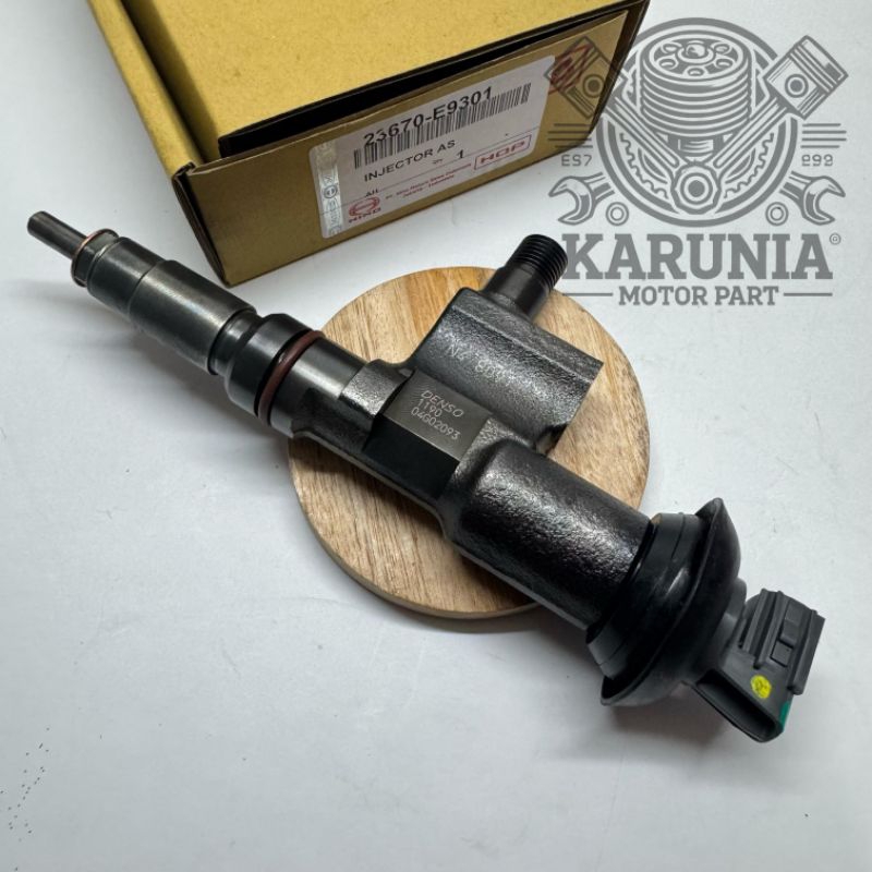 NOZZLE INJECTOR ASSY HINO DUTRO HT130 HT 130 EURO 4 23670-E9301 ORIGINAL