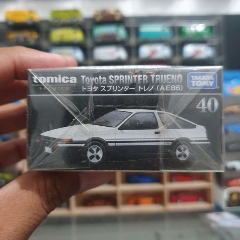 Tomica Premium Toyota Sprinter Trueno AE86 Putih