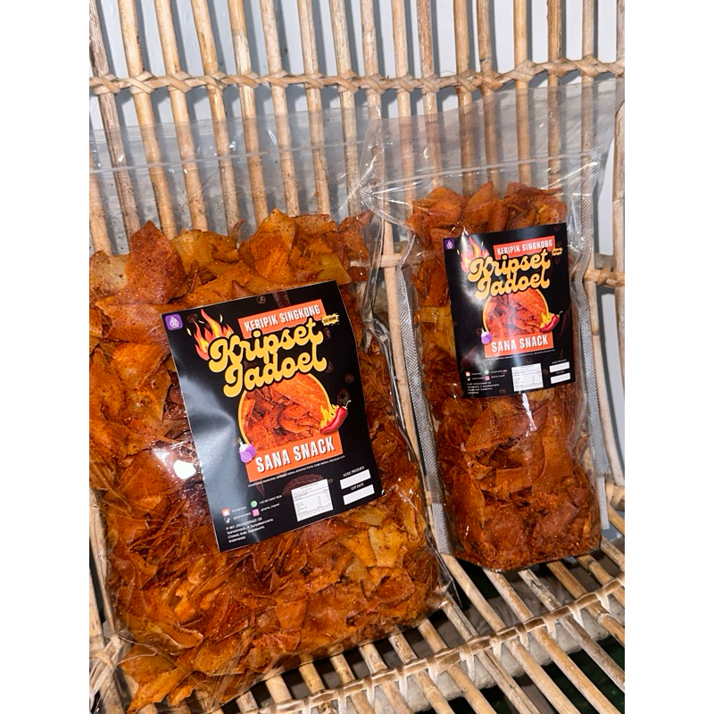 

1/2 KG Kripset Jadoel | Asli Sukabumi | Keripik Pedas | Keripik Setan | Keripik Singkong