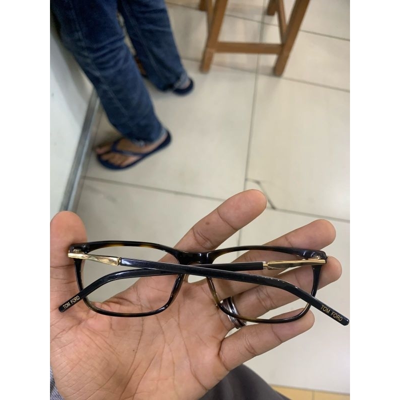 kacamata tomford second original barang masih mulus banget