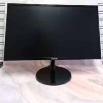 MONITOR LED SAMSUNG 24INCH PORT VGA & HDMI MULUS