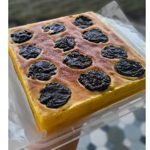 

Lapis Legit Prunes 20cm